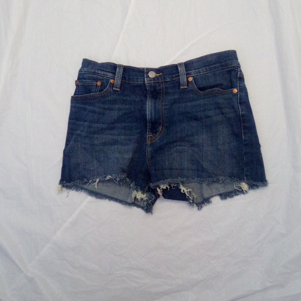LEVI STRAUSS Denim Blue Women's Shorts SIZE 29 WAIST - Picture 2 of 9